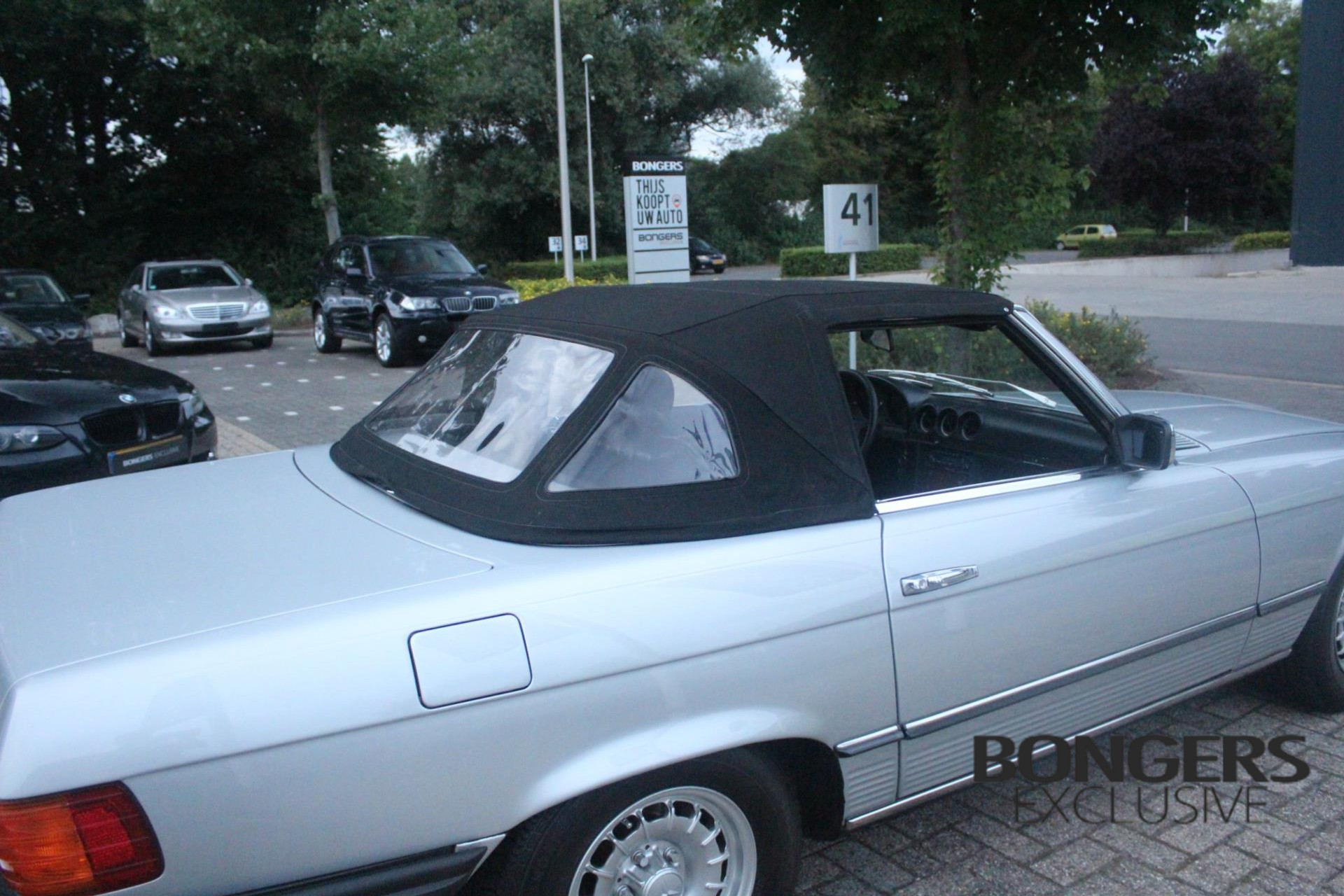 35083065-71.jpg